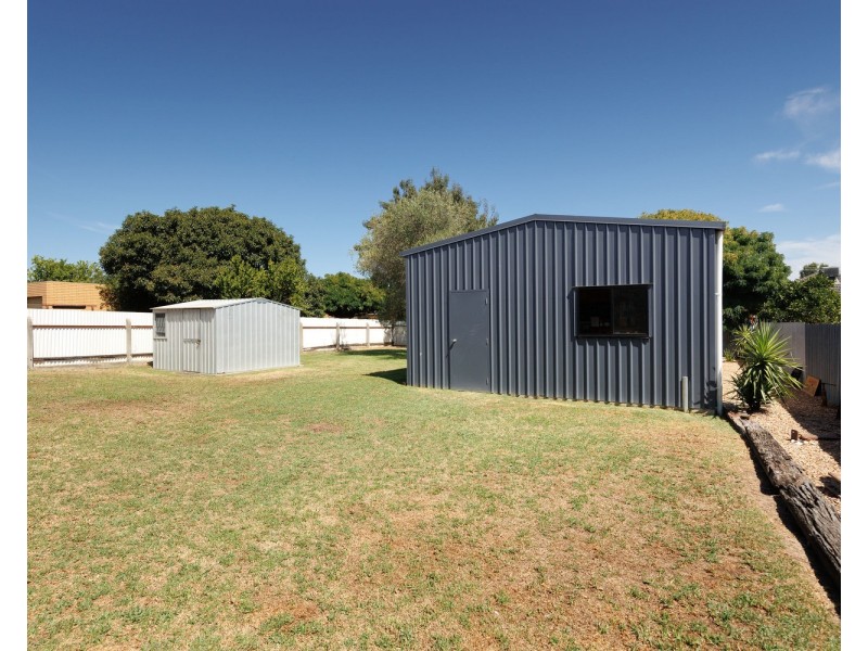 19 Hague Road, Wodonga VIC 3690
