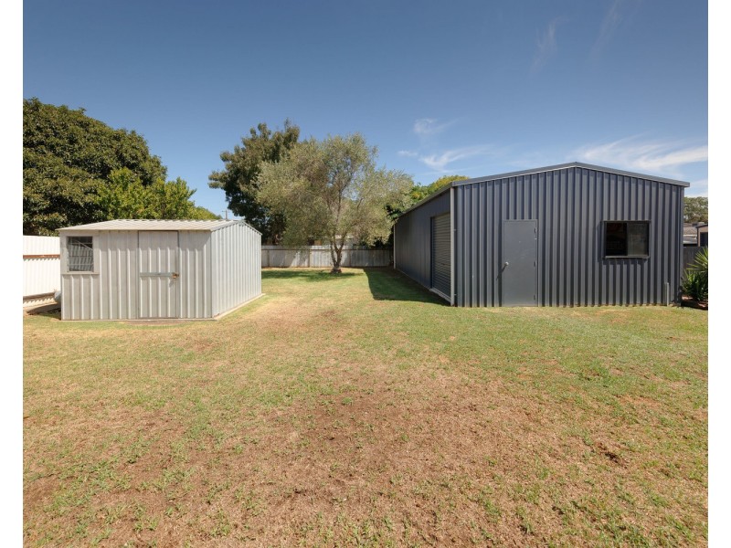 19 Hague Road, Wodonga VIC 3690