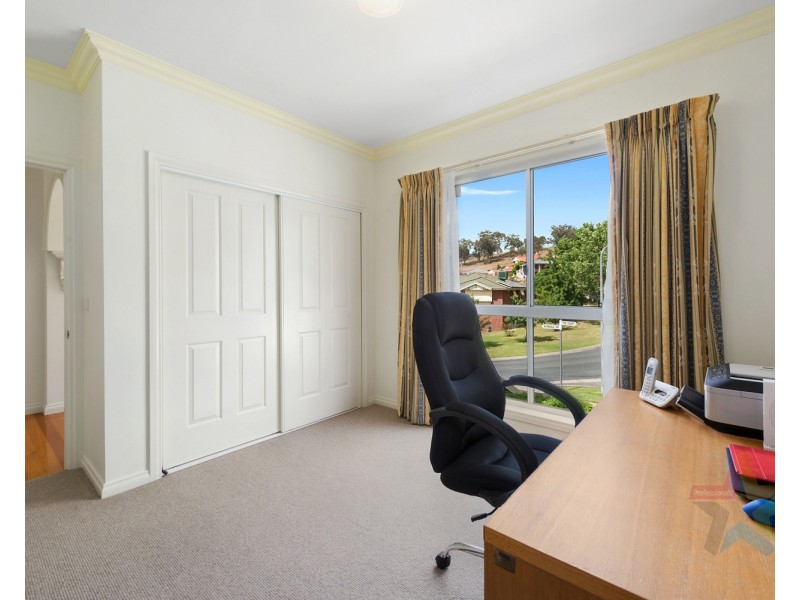16 Avondale Drive, Wodonga VIC 3690