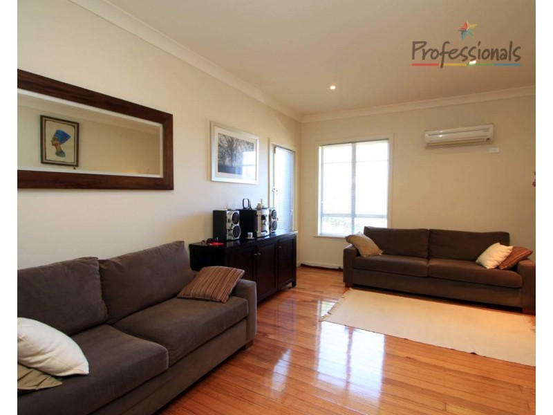 2/1 Lange Street, Wodonga VIC 3690