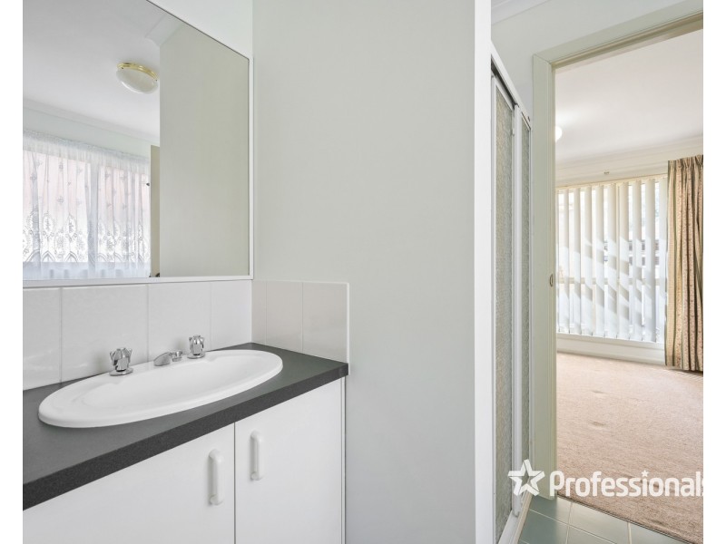 1/32 Lawson Street, West Wodonga VIC 3690