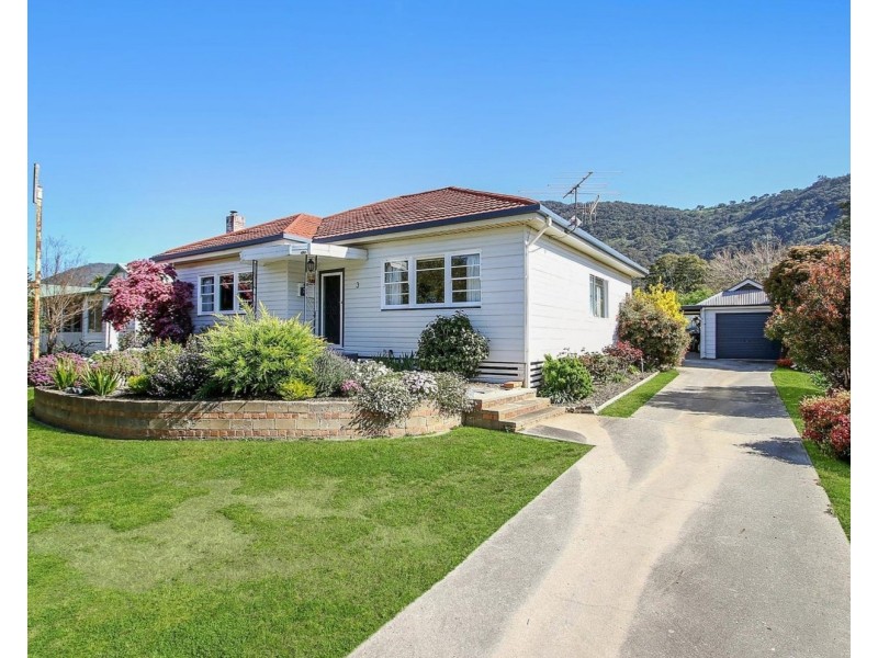 1418 Kiewa Valley Highway, Kiewa VIC 3691