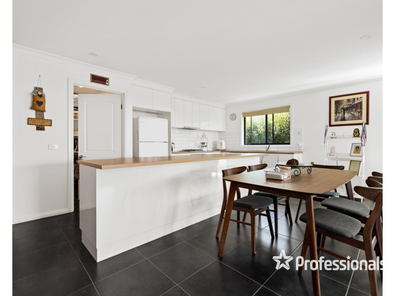 6 Darling Street, West Wodonga VIC 3690
