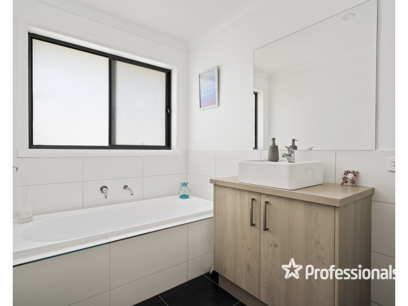 6 Darling Street, West Wodonga VIC 3690