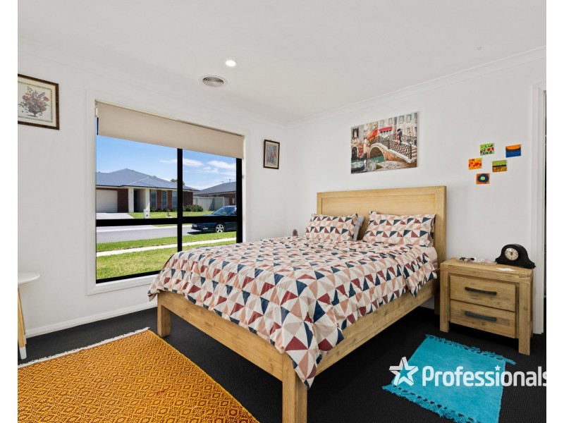 6 Darling Street, West Wodonga VIC 3690