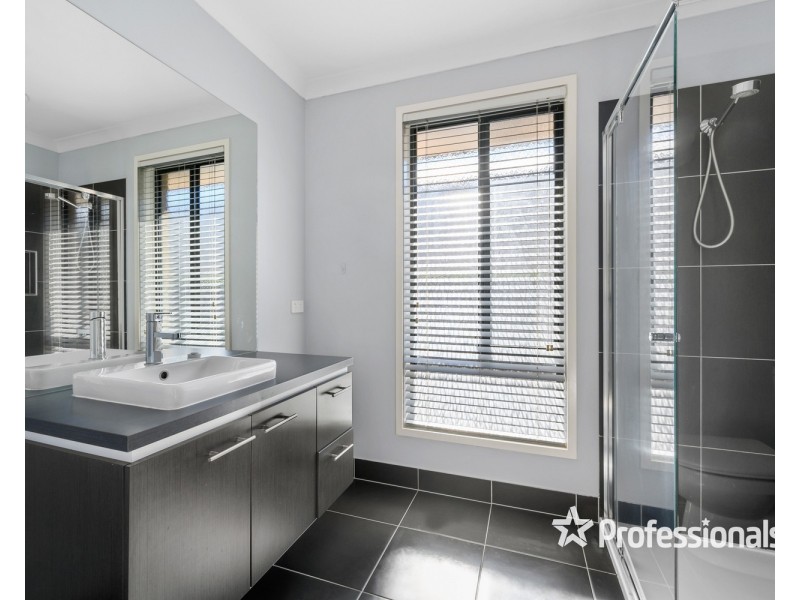 13 Toy Court, Wodonga VIC 3690