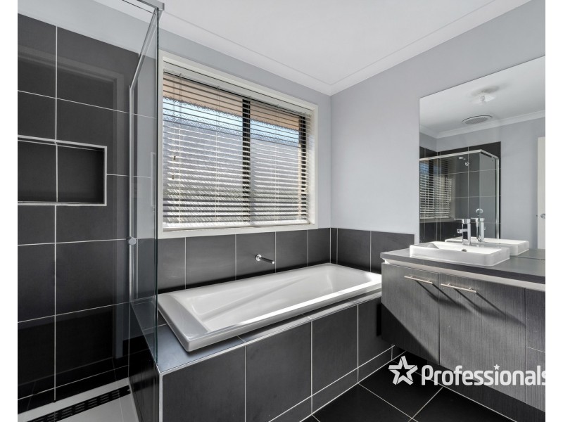 13 Toy Court, Wodonga VIC 3690