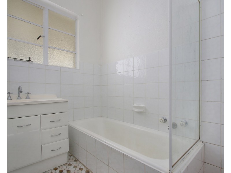 206 Olive Street, Albury NSW 2640