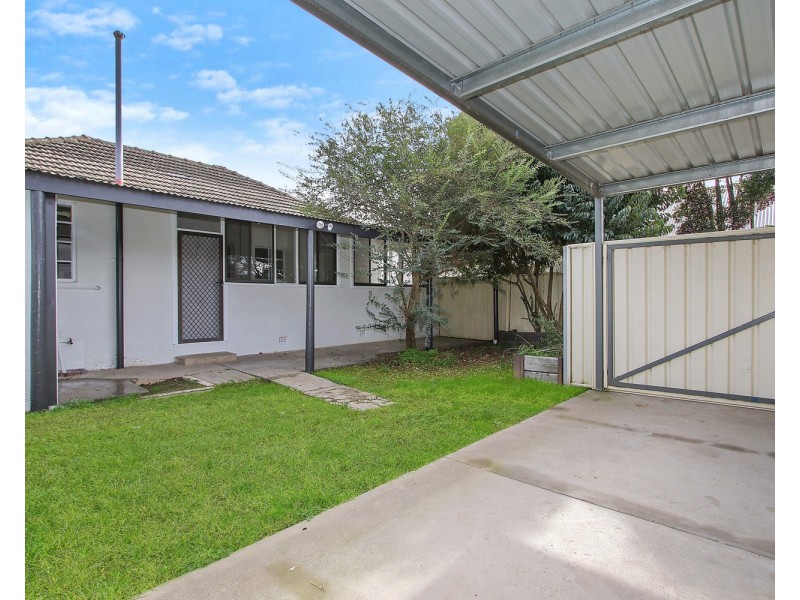 206 Olive Street, Albury NSW 2640