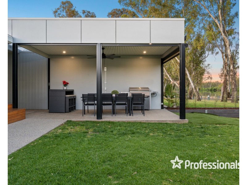 6 Bailey Street, Bundalong VIC 3730