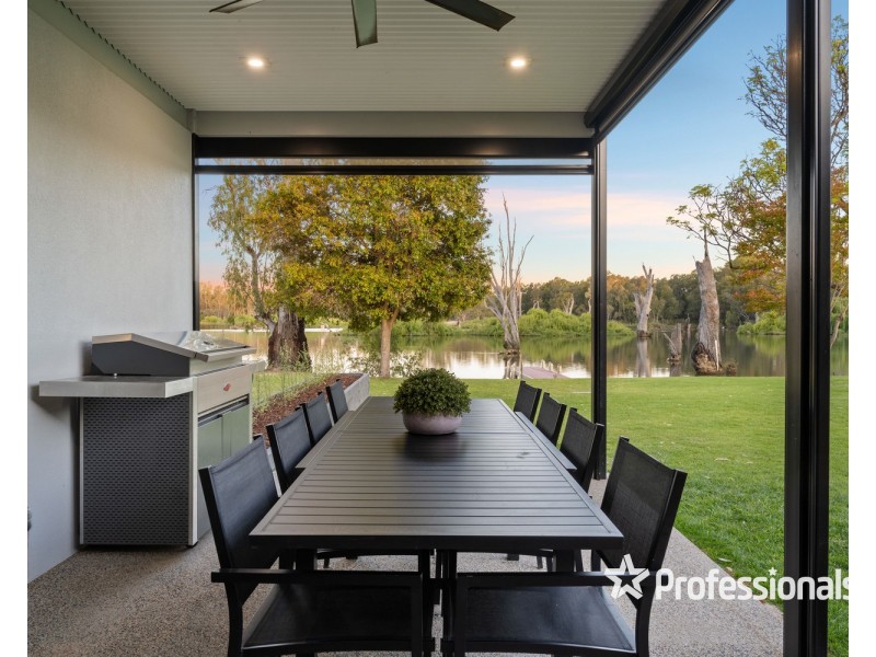 6 Bailey Street, Bundalong VIC 3730