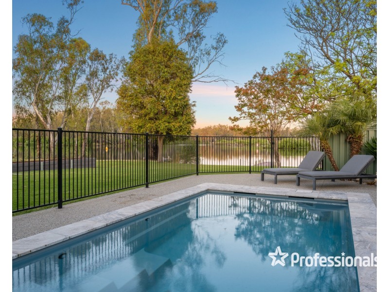6 Bailey Street, Bundalong VIC 3730