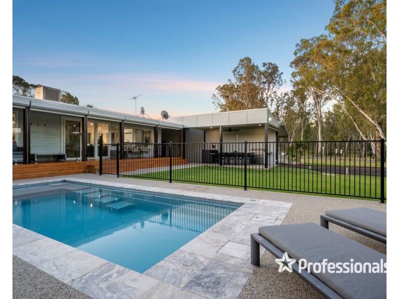 6 Bailey Street, Bundalong VIC 3730
