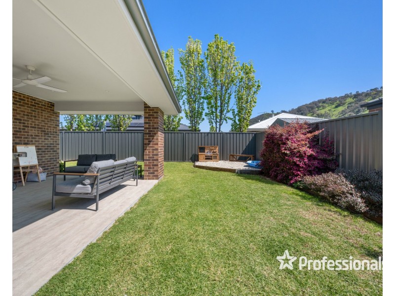 11 Strickland Street, Killara VIC 3691