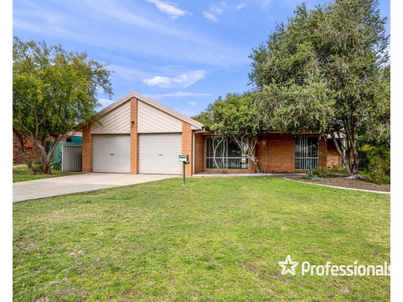1 Goulburn Court, West Wodonga VIC 3690