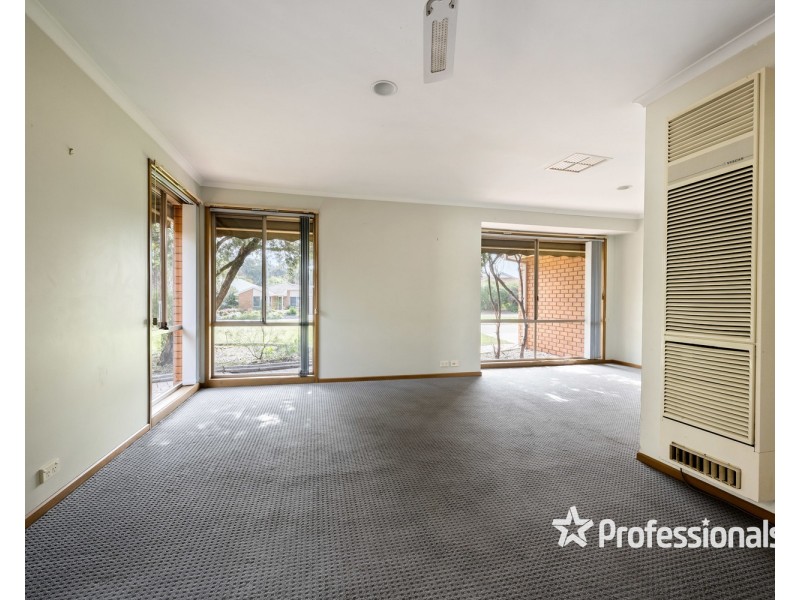 1 Goulburn Court, West Wodonga VIC 3690