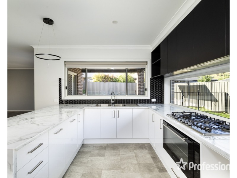 3 Sieben Street, Killara VIC 3691