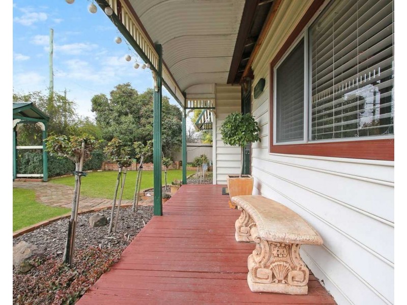 451 McDonald Road, Lavington NSW 2641