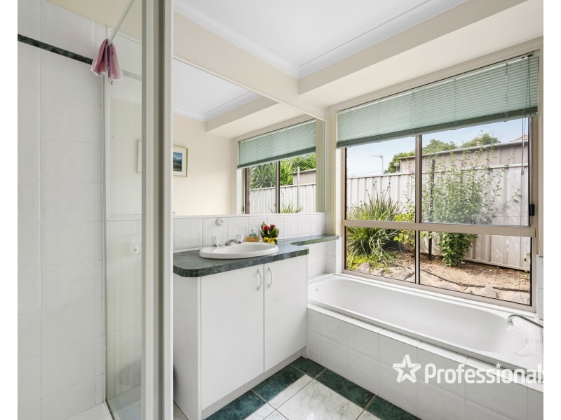 13 Raven Court, Wodonga VIC 3690