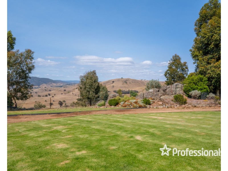 330 Ennis Road, Leneva VIC 3691