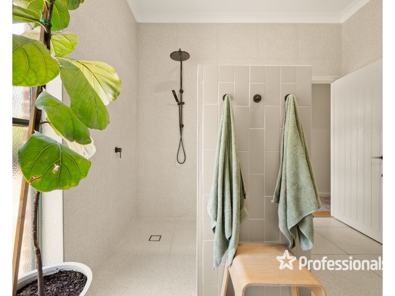 330 Ennis Road, Leneva VIC 3691