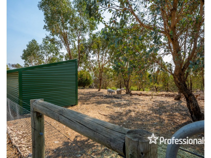 330 Ennis Road, Leneva VIC 3691