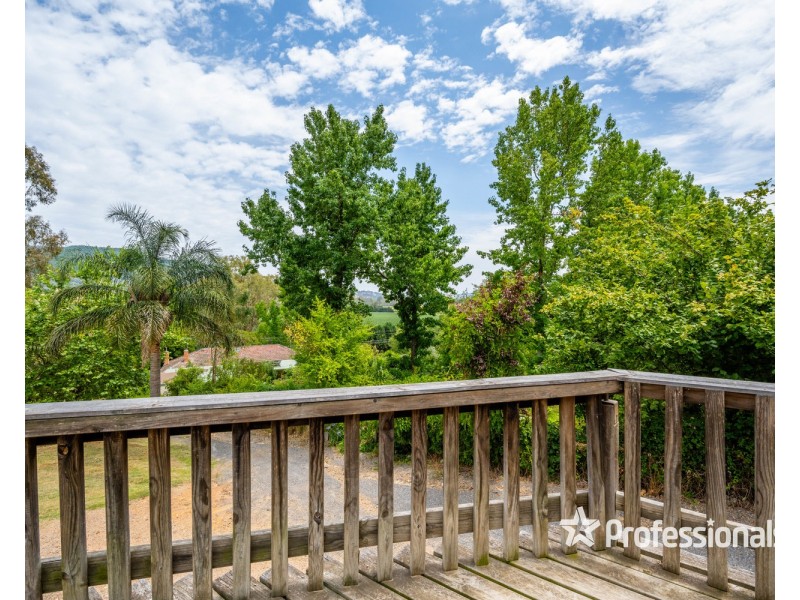 323 Buffalo River Road, Buffalo River VIC 3737