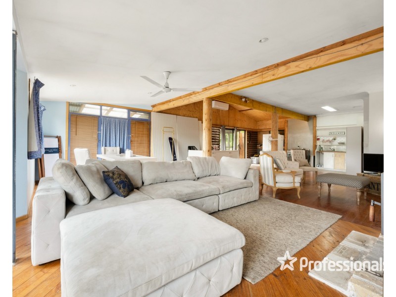 323 Buffalo River Road, Buffalo River VIC 3737