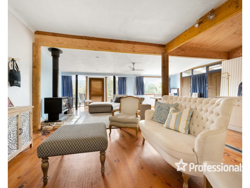 323 Buffalo River Road, Buffalo River VIC 3737