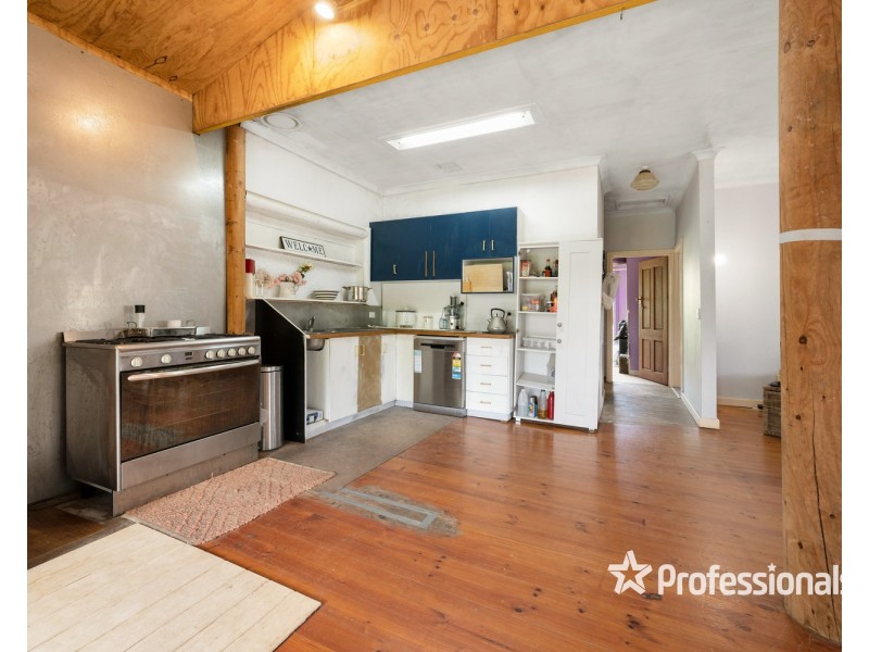 323 Buffalo River Road, Buffalo River VIC 3737