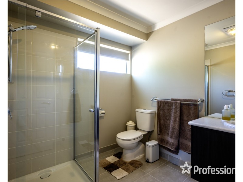 65 Robinson Way, Yarrawonga VIC 3730