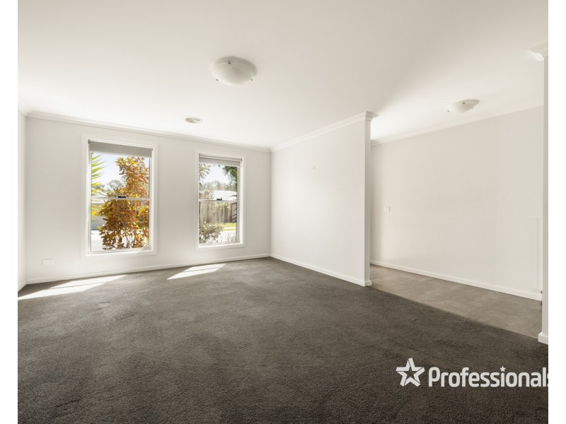 66 Songlark Crescent, Thurgoona NSW 2640