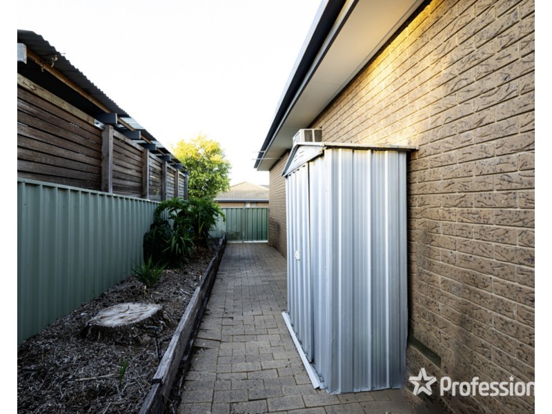 3/8 Page Court, West Wodonga VIC 3690