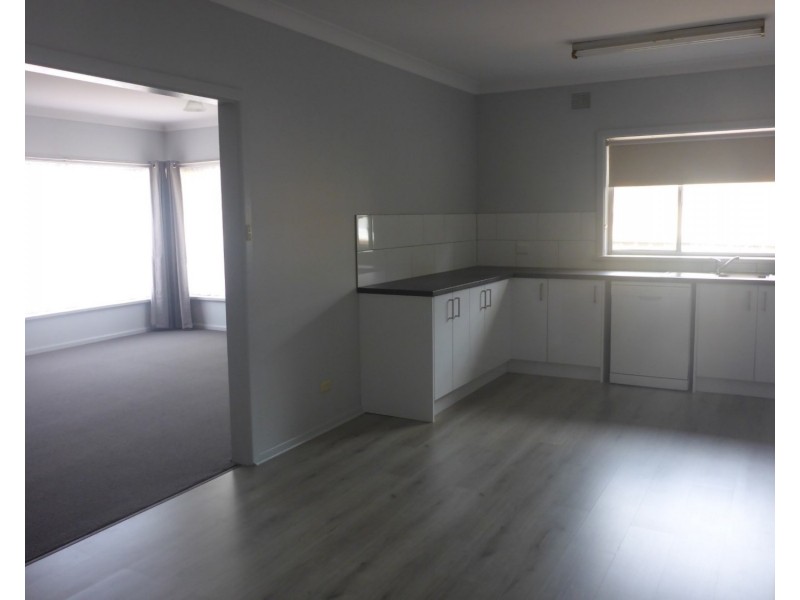 1/105 Docking Street, Wodonga VIC 3690