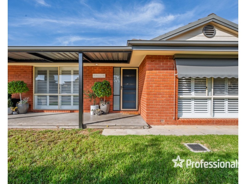 18 Osprey Circuit, West Wodonga VIC 3690