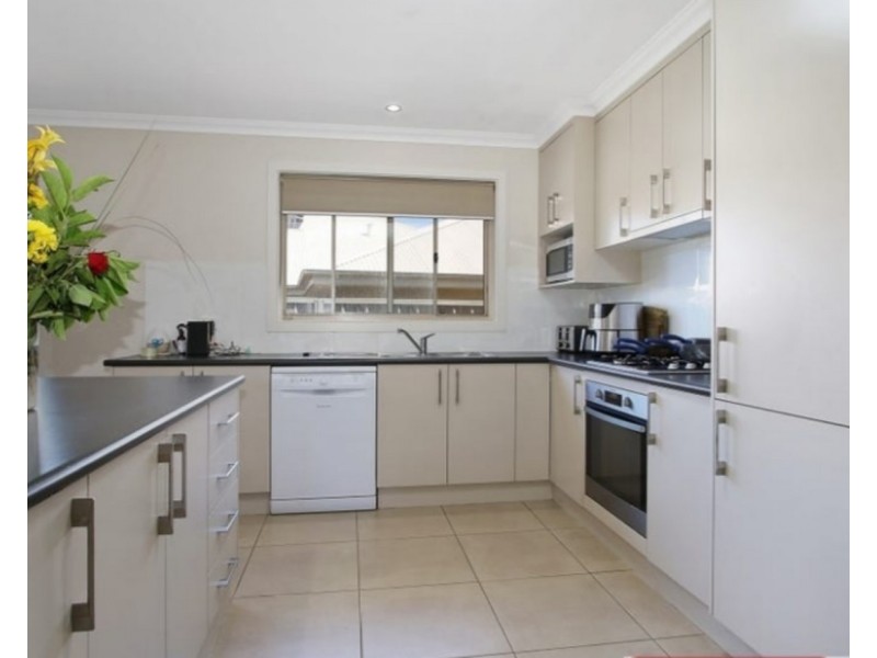 54 Osprey Circuit, Thurgoona NSW 2640