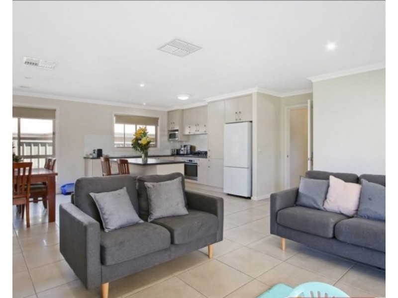 54 Osprey Circuit, Thurgoona NSW 2640