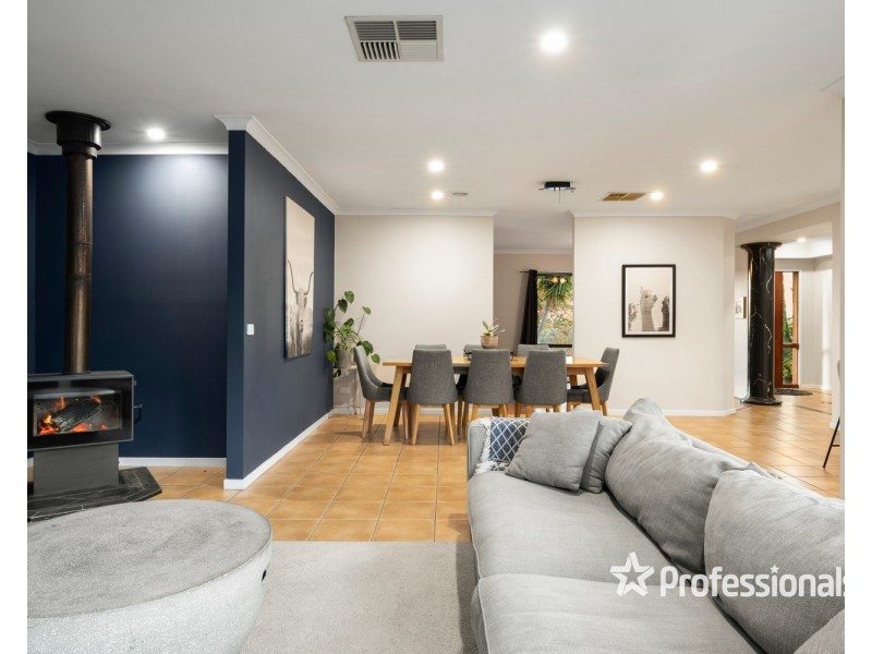 2 Madden Place, West Wodonga VIC 3690