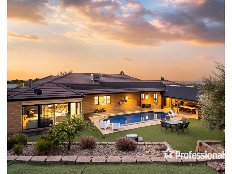 2 Madden Place, West Wodonga VIC 3690