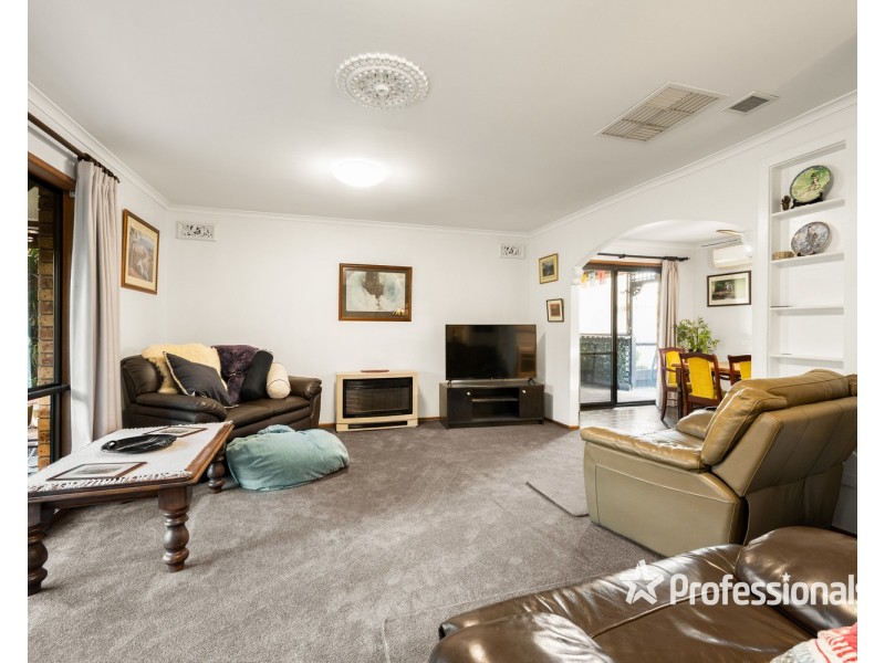 6 Lachlan Court, West Wodonga VIC 3690