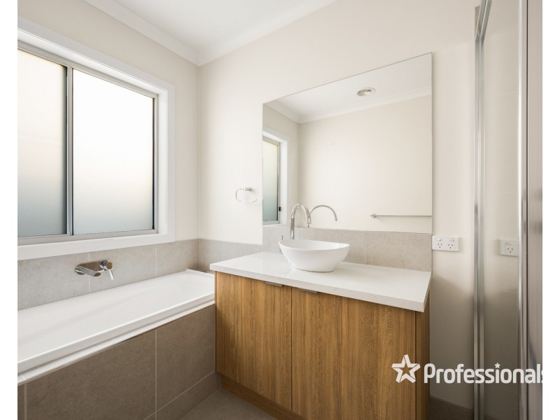 11 Rubicon Street, Wodonga VIC 3690