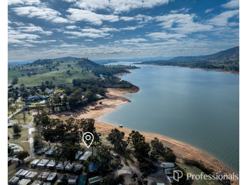 Cabin 68 Lake Hume Tourist Park, Lake Hume Village NSW 3691