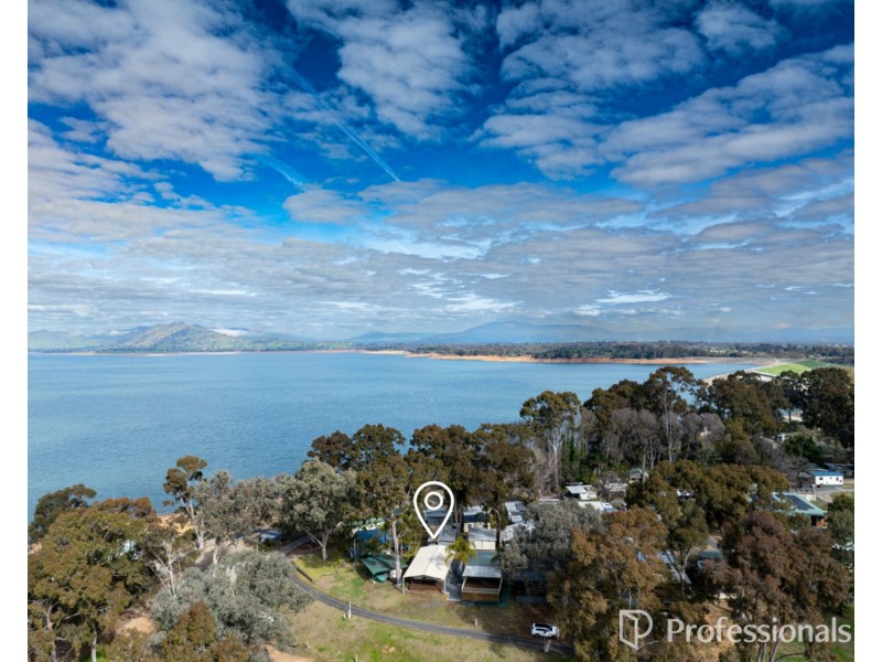 Cabin 68 Lake Hume Tourist Park, Lake Hume Village NSW 3691