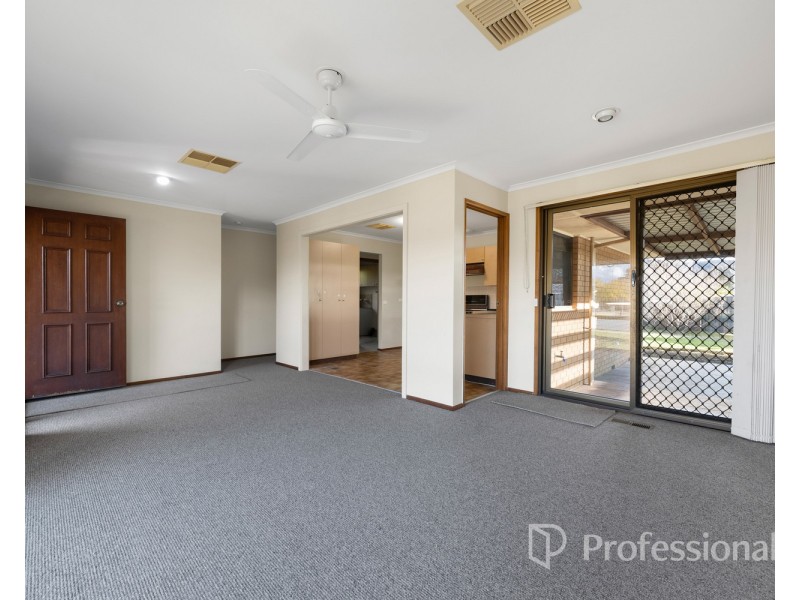 11 Sinnett Court, West Wodonga VIC 3690