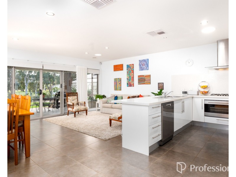 12 Cottlesloe Court, West Wodonga VIC 3690