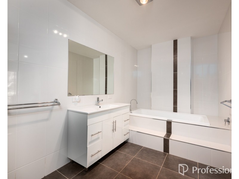 12 Cottlesloe Court, West Wodonga VIC 3690