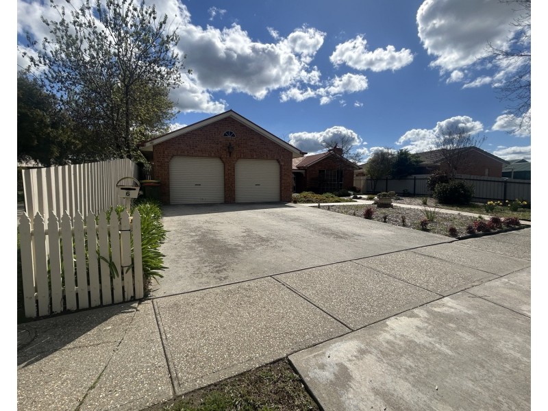 6 Fleet Street, West Wodonga VIC 3690