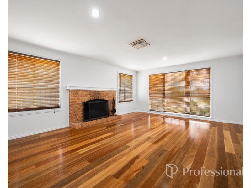 6 Fleet Street, West Wodonga VIC 3690