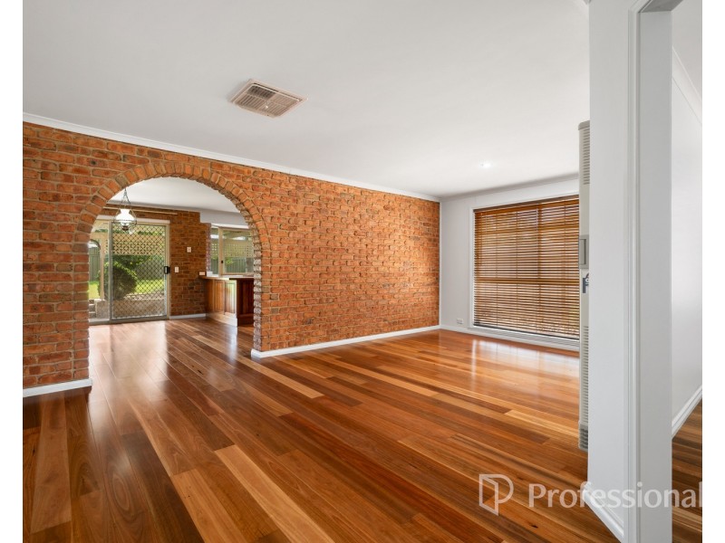 6 Fleet Street, West Wodonga VIC 3690