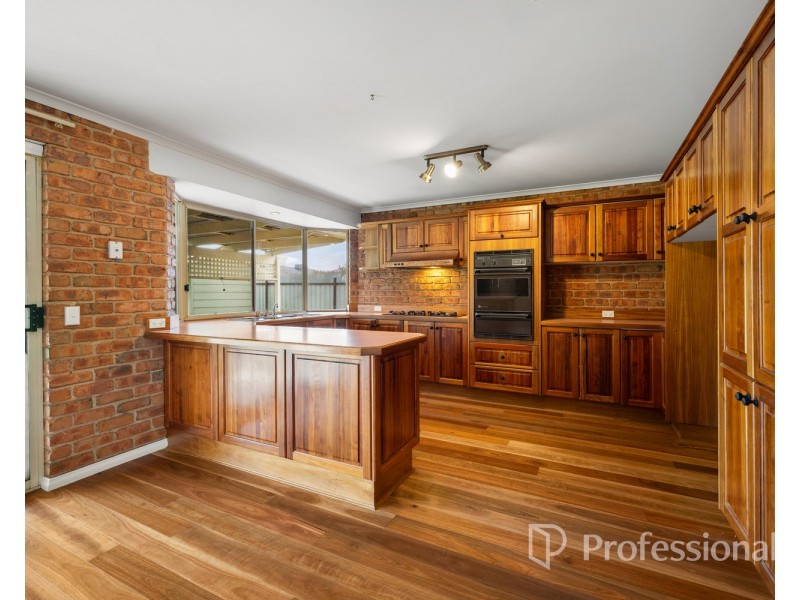 6 Fleet Street, West Wodonga VIC 3690